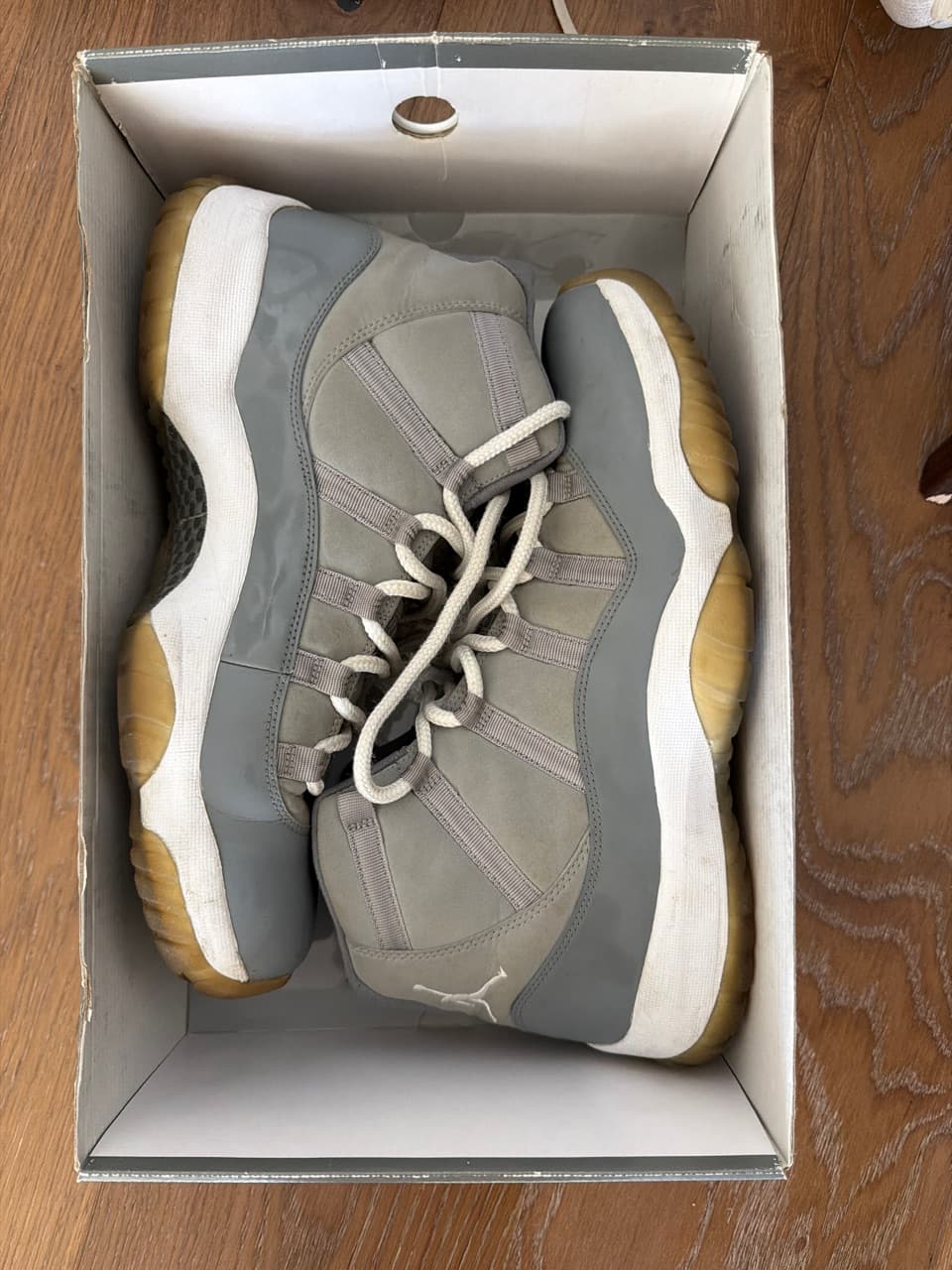 Air Jordan 11 Retro 'Cool Grey'